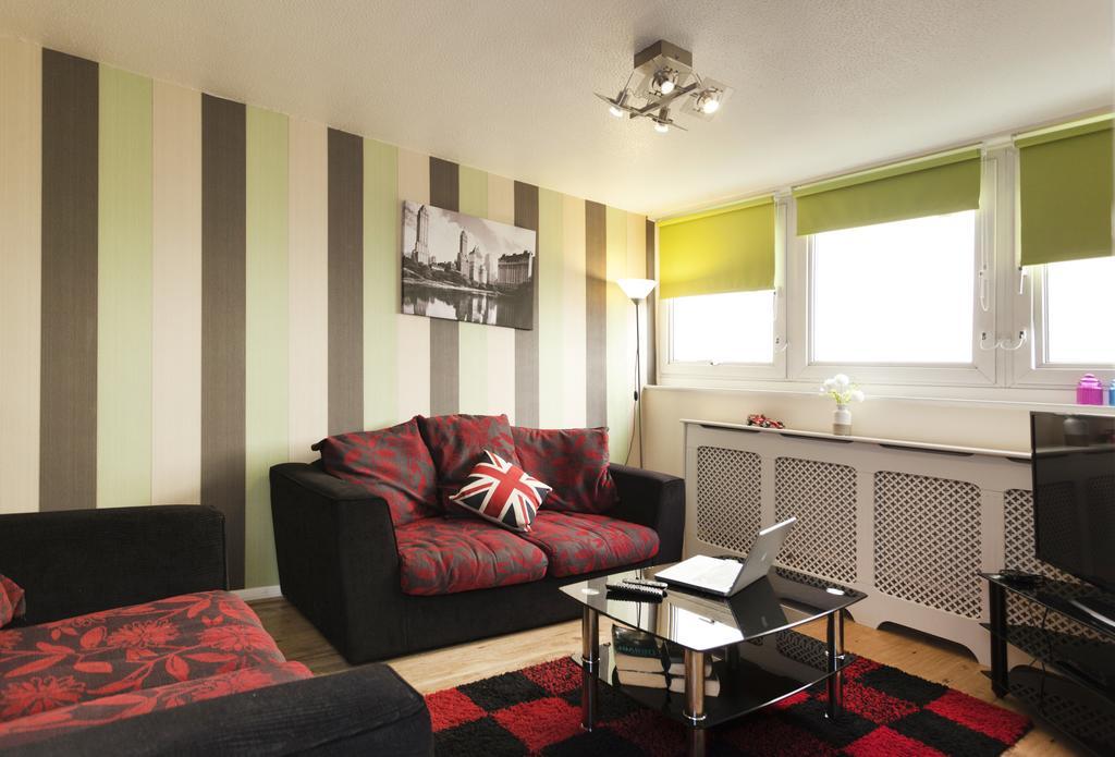Victoria Centre Apartments In The Victoria Centre Shopping Centre - Nottingham City Centre - 24 Hour Access - Most Central Location, Kitchen - Sunday Check-Out 1Pm - Opposite Hilton By Restaurants & Shops - Outdoor Parking Cars Or Vans Five Pounds A Eksteriør bilde