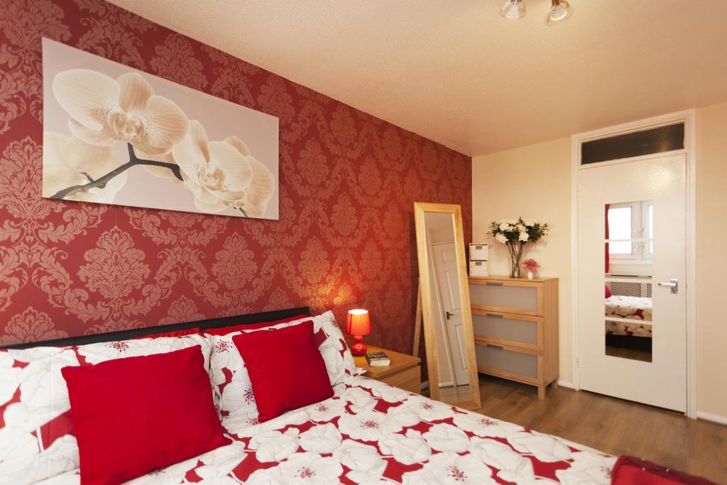 Victoria Centre Apartments In The Victoria Centre Shopping Centre - Nottingham City Centre - 24 Hour Access - Most Central Location, Kitchen - Sunday Check-Out 1Pm - Opposite Hilton By Restaurants & Shops - Outdoor Parking Cars Or Vans Five Pounds A Eksteriør bilde