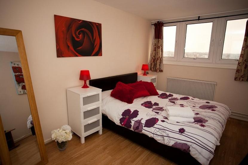 Victoria Centre Apartments In The Victoria Centre Shopping Centre - Nottingham City Centre - 24 Hour Access - Most Central Location, Kitchen - Sunday Check-Out 1Pm - Opposite Hilton By Restaurants & Shops - Outdoor Parking Cars Or Vans Five Pounds A Eksteriør bilde