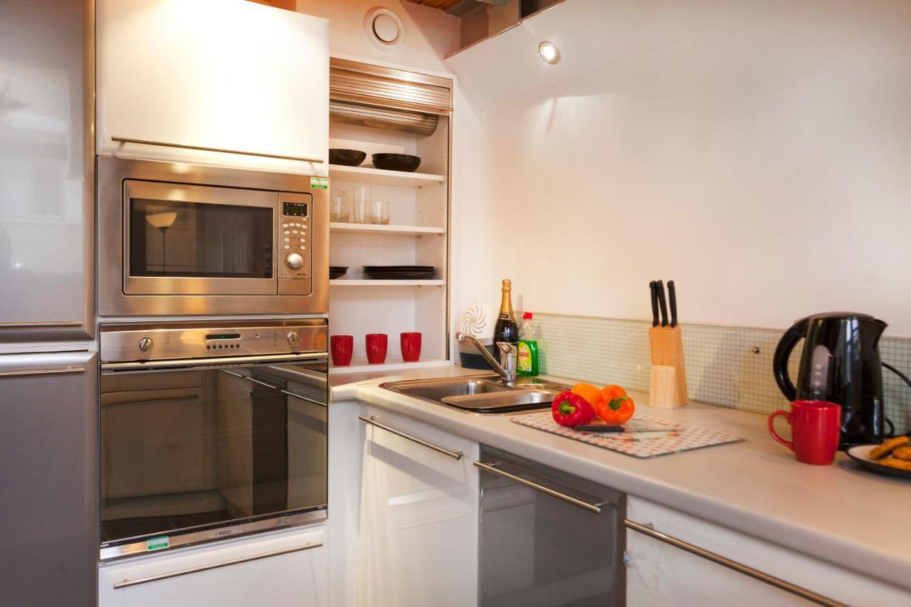 Victoria Centre Apartments In The Victoria Centre Shopping Centre - Nottingham City Centre - 24 Hour Access - Most Central Location, Kitchen - Sunday Check-Out 1Pm - Opposite Hilton By Restaurants & Shops - Outdoor Parking Cars Or Vans Five Pounds A Rom bilde