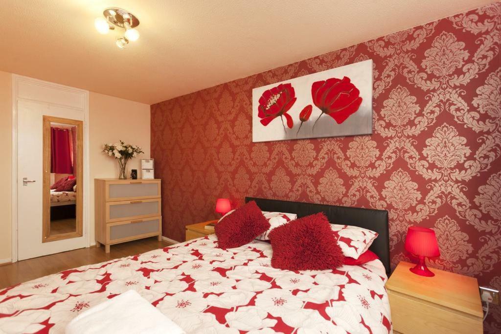 Victoria Centre Apartments In The Victoria Centre Shopping Centre - Nottingham City Centre - 24 Hour Access - Most Central Location, Kitchen - Sunday Check-Out 1Pm - Opposite Hilton By Restaurants & Shops - Outdoor Parking Cars Or Vans Five Pounds A Eksteriør bilde